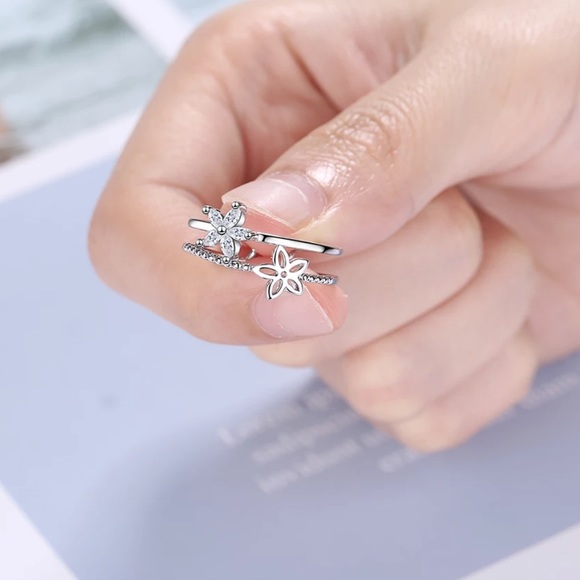 🌸 Floral Double Tier Sterling Silver Ring 🌸 - Picture 2 of 4